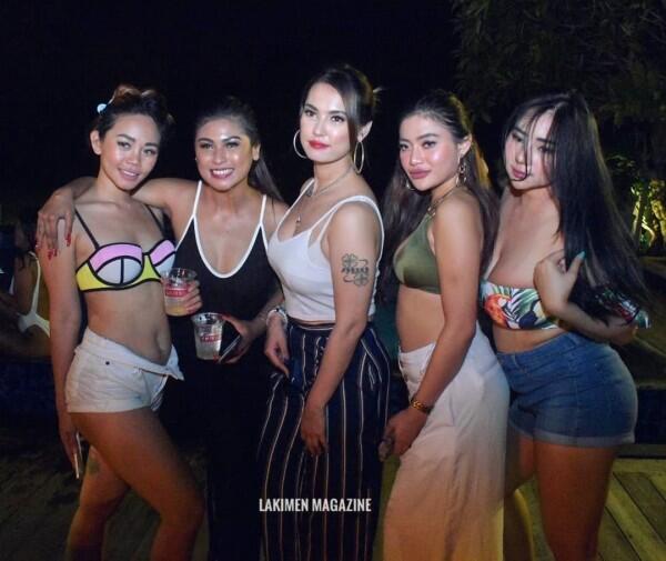 Bikin Heboh, 9 Potret Maria Ozawa Selama di Bali