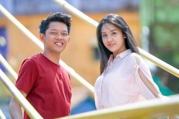 10 Potret Keseruan Syuting Film Yowis Ben 2, Ada Anya Geraldine Lho!