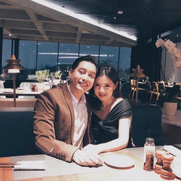 Jelang Pernikahan, Ini 10 Potret Romanstisnya Edric Tjandra & Kekasih