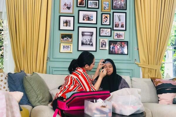 Di Video Ini Rahmawati Kekeyi Jelaskan Perjuangan Jadi Beauty Vlogger