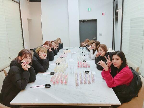 Debut IZ*ONE Menuai Kontroversi, Inilah 4 Hal yang Perlu Kamu Ketahui!