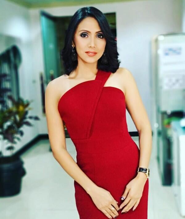 Gak Hanya Najwa Shihab, 6 Presenter Berita Cewek Ini Juga Berwibawa