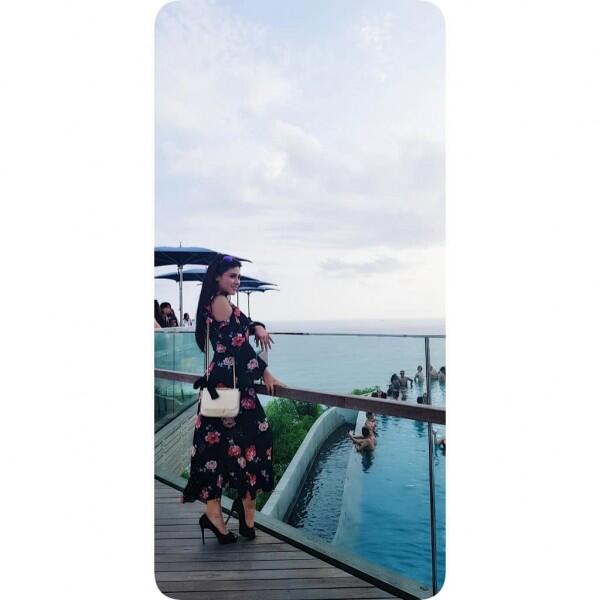 10 OOTD Stylish ala Barbie Nouva, Sahabat Maria Ozawa yang Kece Abis