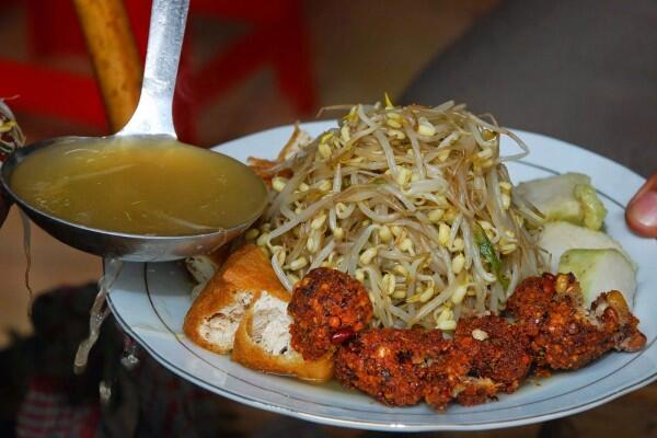Ragam 6 Kuliner Serba Lontong Khas Jawa Timur, Bikin Laper!