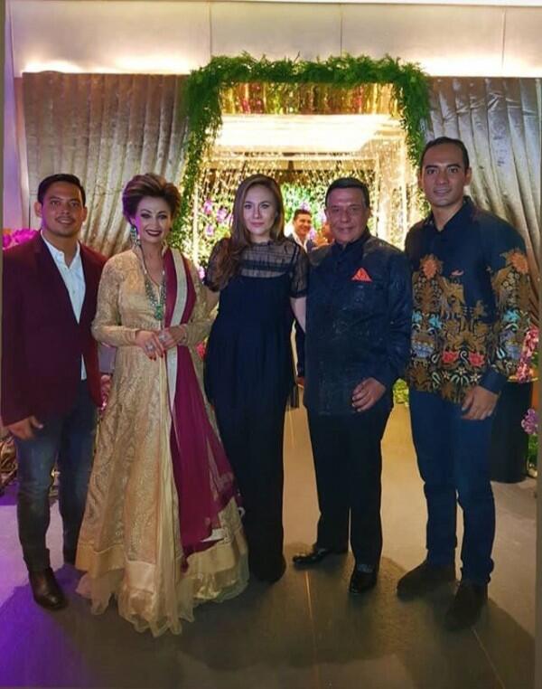 Prilly Hingga Reza Rahadian, 10 Potret Diwali Seleb Indonesia