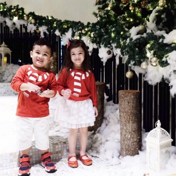 10 Inspirasi Baju Couple buat Anak Kembar, Kompak & Super Gemas!
