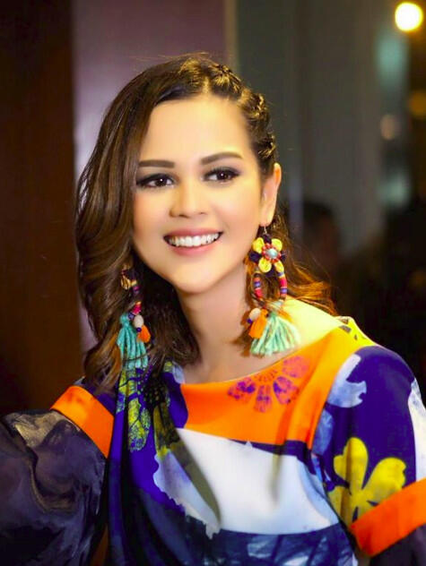 Ketahuan Antar Roger Danuarta Jadi Mualaf, Ini Fakta-fakta Cut Meyriska