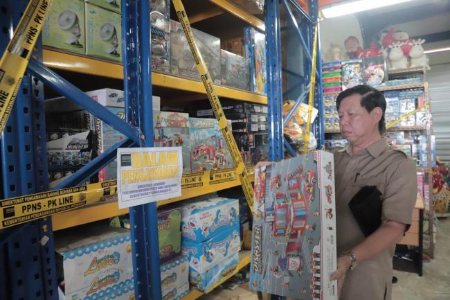 Empat Toko Mainan di Batam Disegel Kemendag
