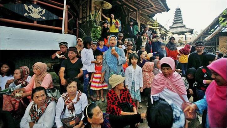 Tradisi Seren Tahun
