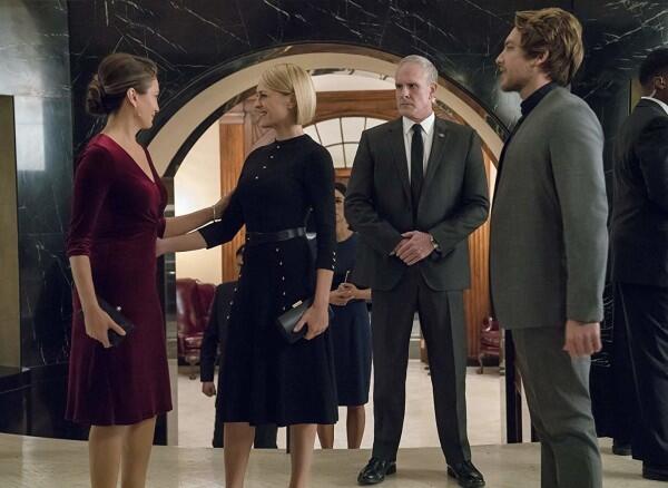 10 Fakta Peran Antagonis Robin Wright di House of Cards, Keras!