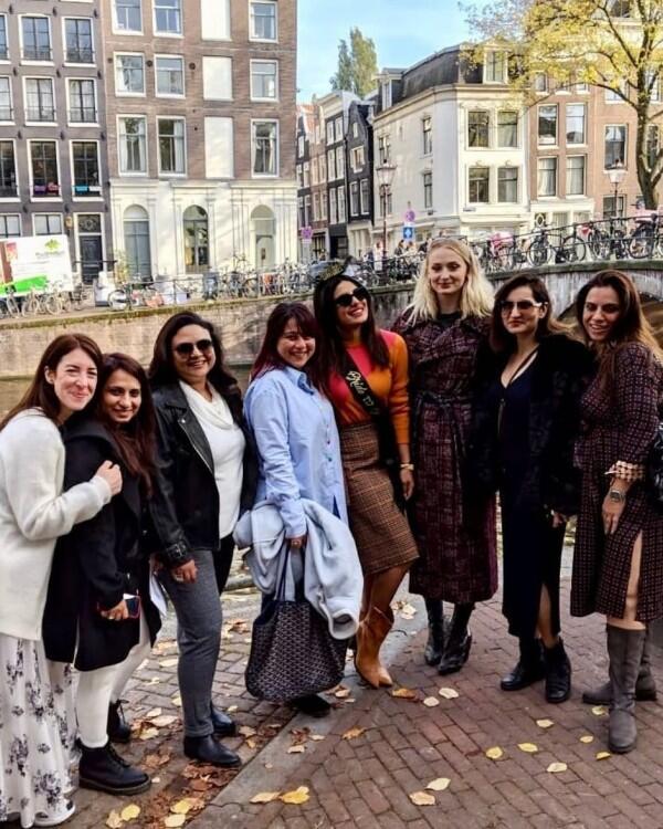 Mendekati Hari-H, Ini Keseruan Pesta Lajang Priyanka Chopra