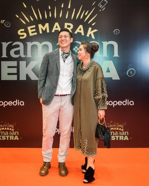 Hamil Anak Kedua, 10 Potret Romantis Putri Titian dan Junior Liem