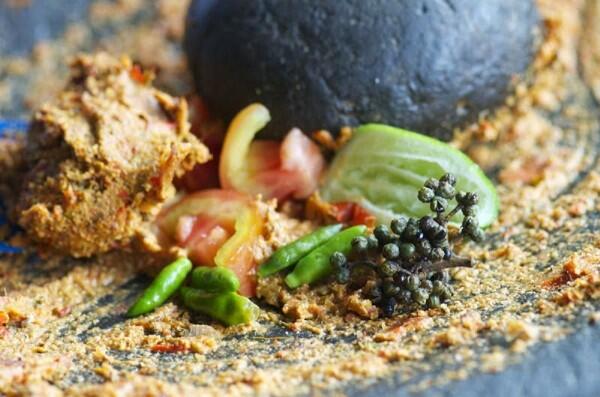 5 Resep Sambal Khas Indonesia yang Belum Populer, tapi Bikin Ngiler