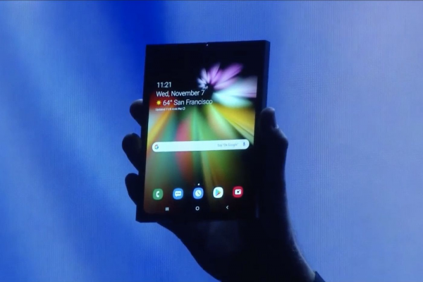 Samsung Perkenalkan Inovasi Smartphone Lipat, Inilah 5 Info Tentangnya