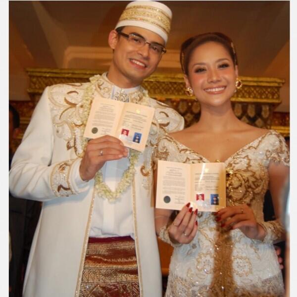 10 Tahun Menikah, Potret Romantis BCL - Ashraf Sinclair Bak Pacaran