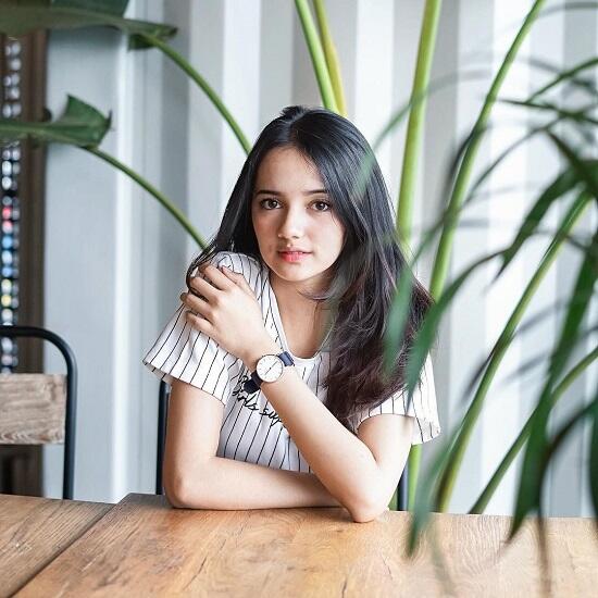 WOW !!! Inilah Selebgram Cantik Indonesia Punya, Bening !!!