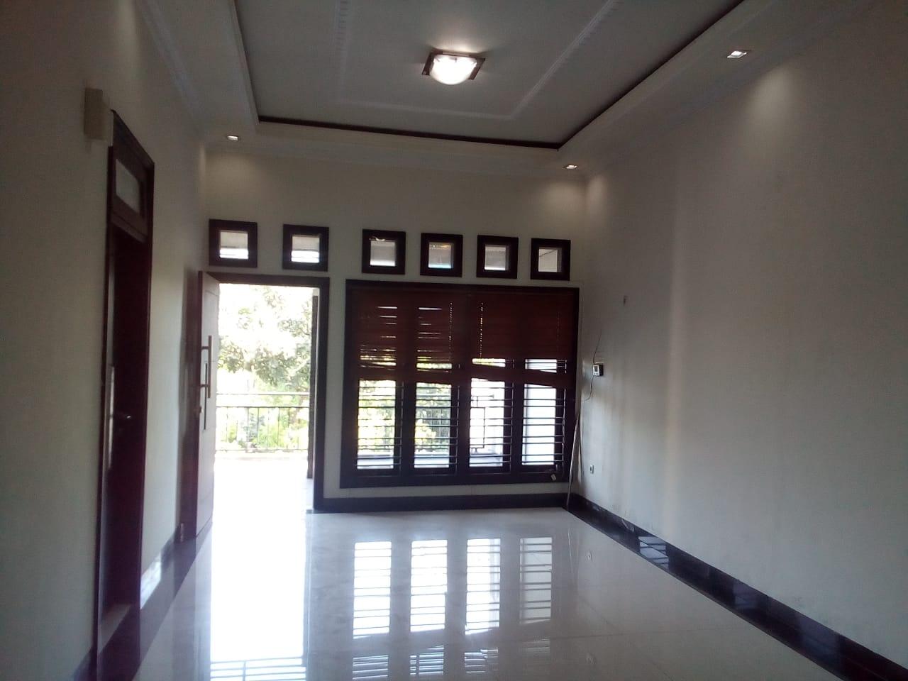 Disewakan ruang kantor murah surabaya utara