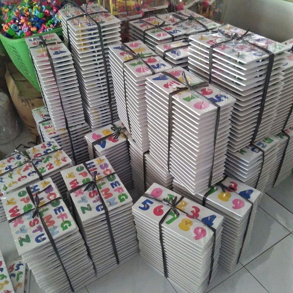 Master Postingan Puzzle SEBUTIK EDUTOYS