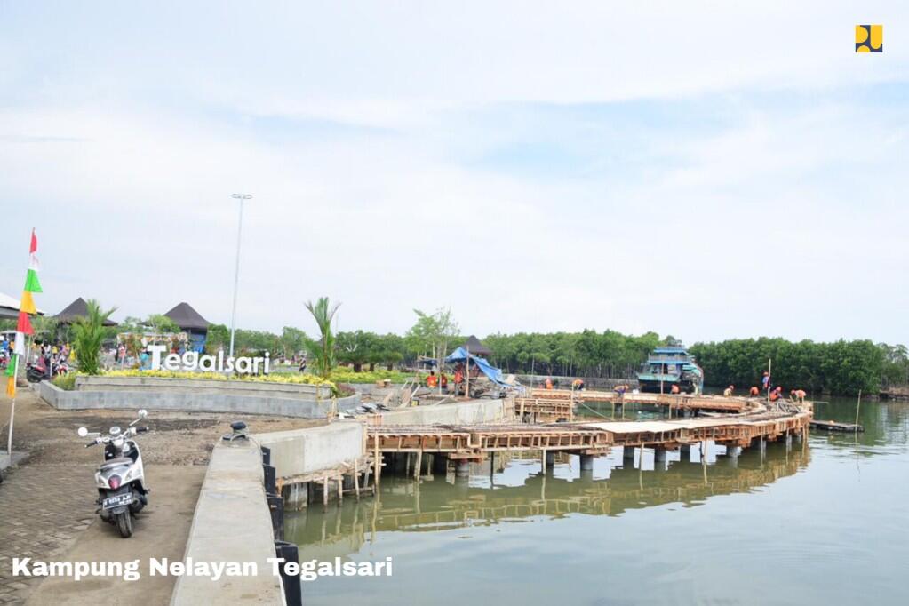 Menengok Sentuhan Infrastruktur PUPR di Kampung Nelayan Tegalsari