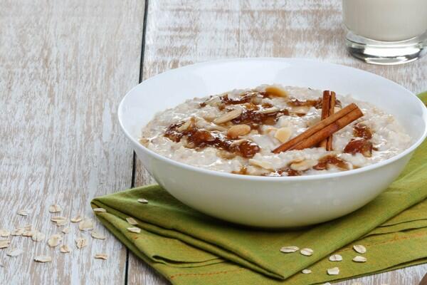 6 Resep Oatmeal Paling Enak, Rasanya Gak Hambar Lagi Deh!