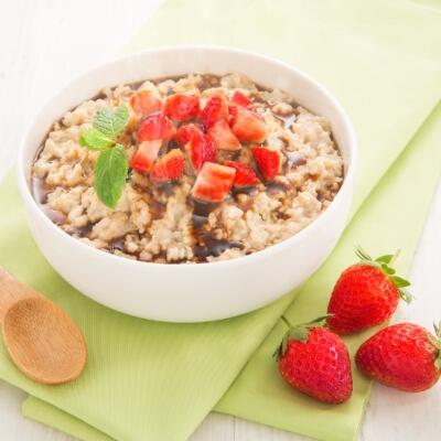 6 Resep Oatmeal Paling Enak, Rasanya Gak Hambar Lagi Deh!