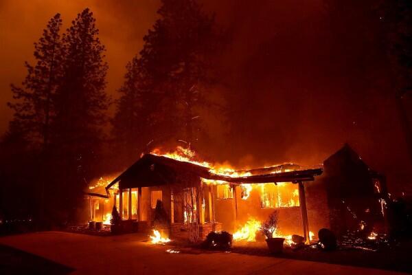 Kebakaran Hutan Besar di California, 9 Orang Dilaporkan Tewas