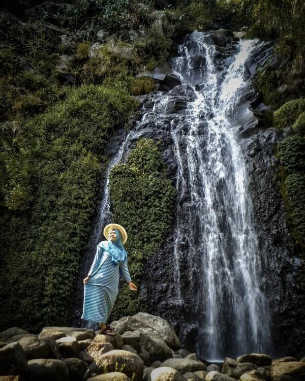 7 Lokasi di Ngawi yang Cocok Banget Buat Foto Prewedding Kamu