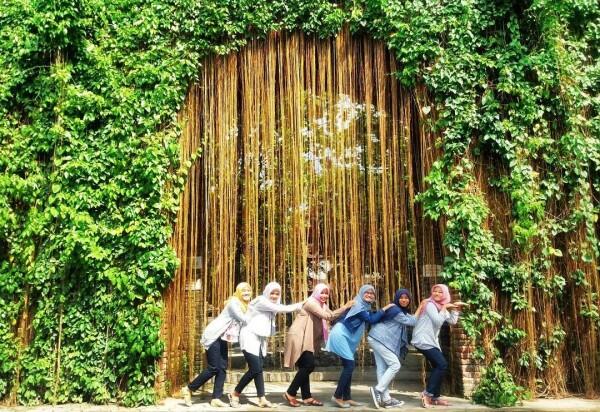 7 Lokasi di Ngawi yang Cocok Banget Buat Foto Prewedding Kamu