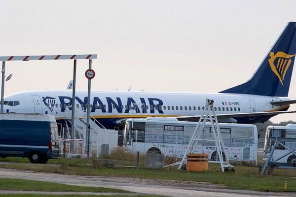 Tunggak Utang, Pesawat Ryanair Disita Otoritas Saat Akan Take Off