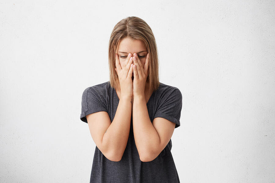 7 Hal Ini yang Sering Bikin Millennials Merasa Capek Sendiri Gak Jelas