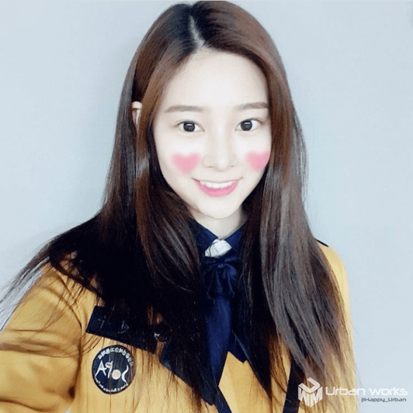 10 Fakta Kim Minju, Member IZ*ONE yang Disebut Mirip Tzuyu TWICE