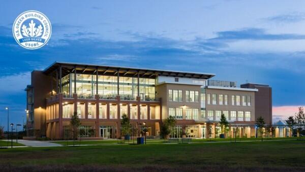 8 Community College Favorit Anak Indonesia di Amerika Serikat
