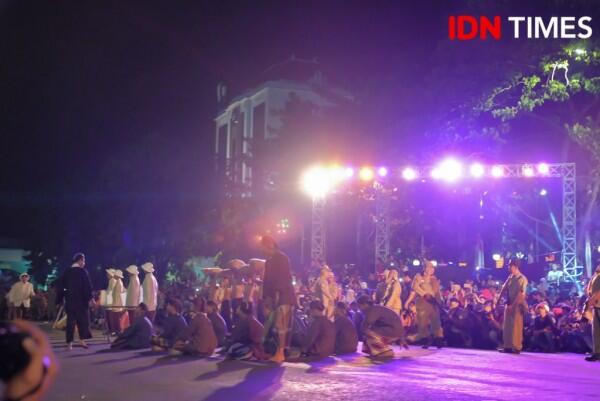 17 Potret Seru Drama Kolosal Surabaya Membara, Haru & Bikin Merinding