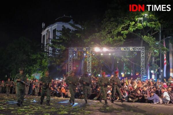 17 Potret Seru Drama Kolosal Surabaya Membara, Haru & Bikin Merinding