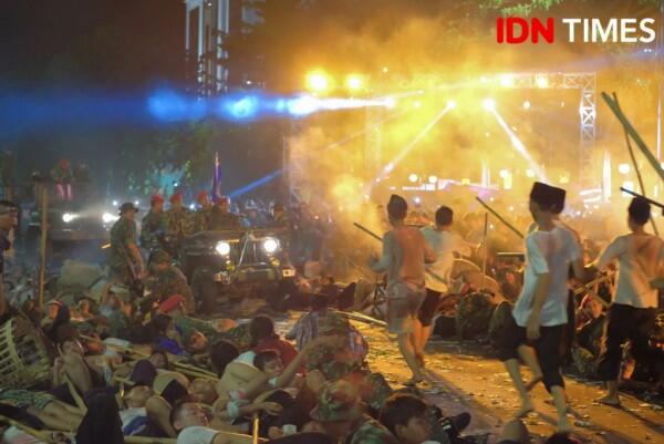 17 Potret Seru Drama Kolosal Surabaya Membara, Haru & Bikin Merinding