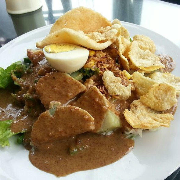 15 Makanan Ini Bukti kalau "Surga" Ada di Abang Penjual Kaki Lima