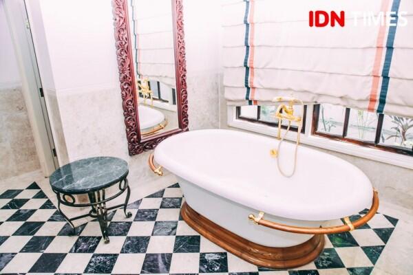 Mengenal Sejarah Perobekan Bendera di Hotel Majapahit Surabaya