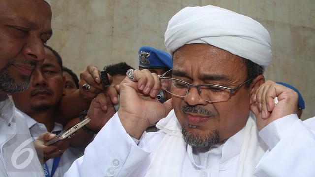 Habib Rizieq Merasa Tak Didampingi KBRI Saat Diproses Polisi