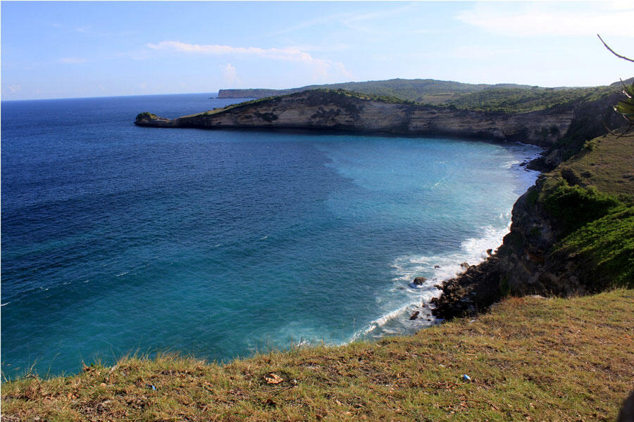 Pantai Tanjung Ringgit, keindahan lombok timur yang belum banyak dikenal