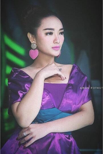 Zaskia Gotik Menangis Belum Juga Ada Jodohnya, Nggak Ada yang Tertarik Nih?