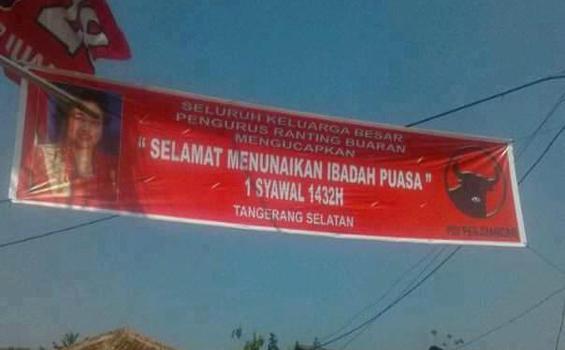 PDIP Jateng Copoti Ribuan Poster Bergambar Jokowi, Ada Apa?