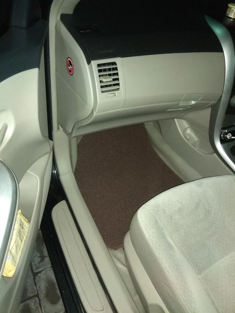 All You Need From A Car - Review Toyota Corolla Altis 2011 E M/T