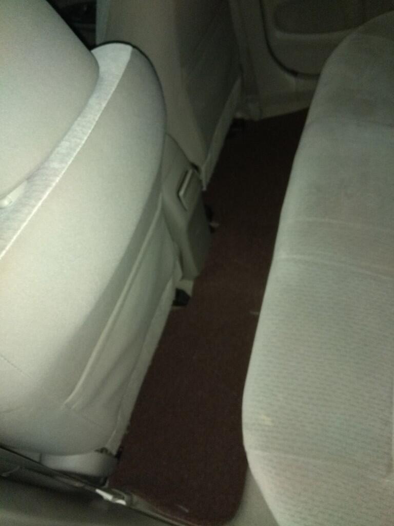 All You Need From A Car - Review Toyota Corolla Altis 2011 E M/T