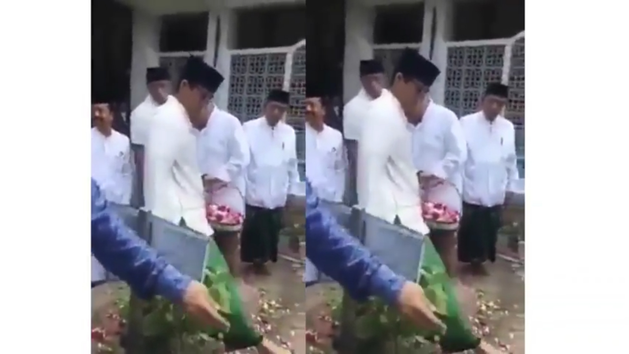 Sandiaga Uno melangkahi makam Pendiri NU KH Bisri Sansuri