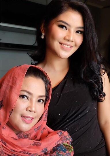 Muncul Petisi Tolak Ponakan Depe, Rosa Meldianti Jadi Artis! Agan dan Sista Setuju?