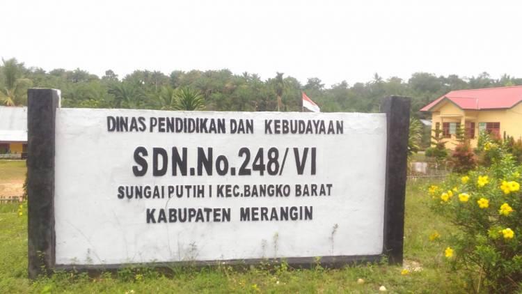 Miris! Kepala Sekolah Dasar Merangin Ajak Murid Nonton Video Porno