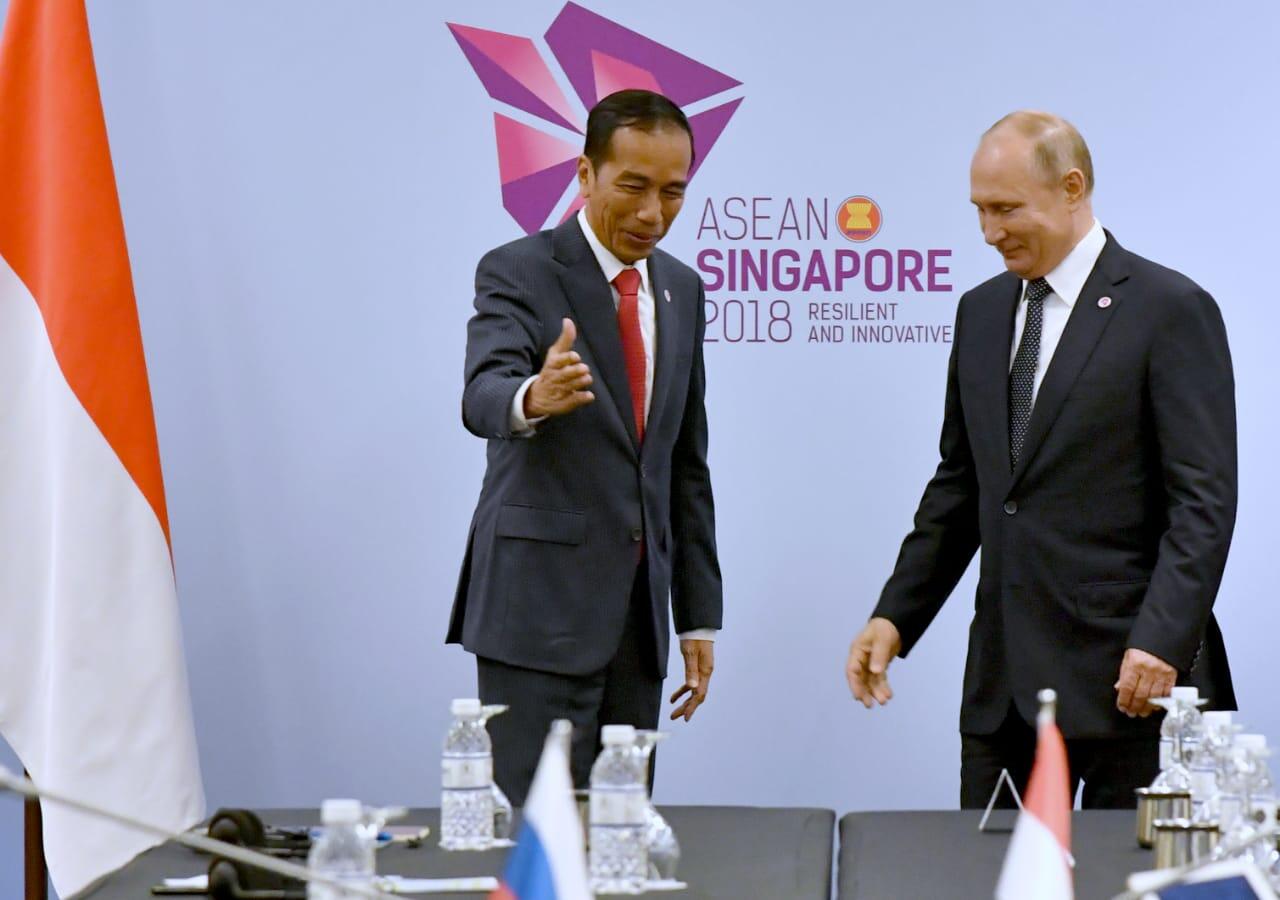 Genjot Perdagangan Indonesia-Rusia, Jokowi Temui Putin