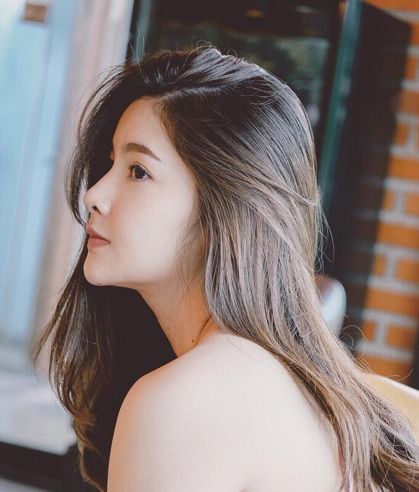 Duh… Cantik dan Seksi Banget Sih Pelari Marathon Asal Thailand Ini!