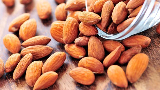Hal Ini Akan Terjadi Pada "Cairan Kental" Agan Kalau Suka Ngemil Kacang-Kacangan