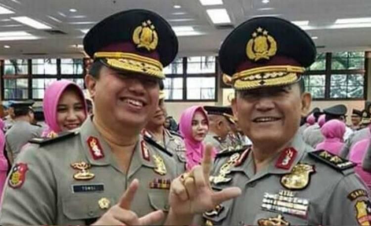 Memanas!! Polri Perlu Jelaskan Dua Jenderal Menunjukkan &quot;Dua Jari&quot;